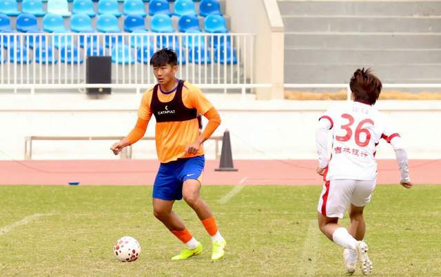 世界杯手机观看入口-2-3,泰山全华班不敌海牛 王昊斌+彭逸翔进球 邝兆镭首秀发挥亮眼